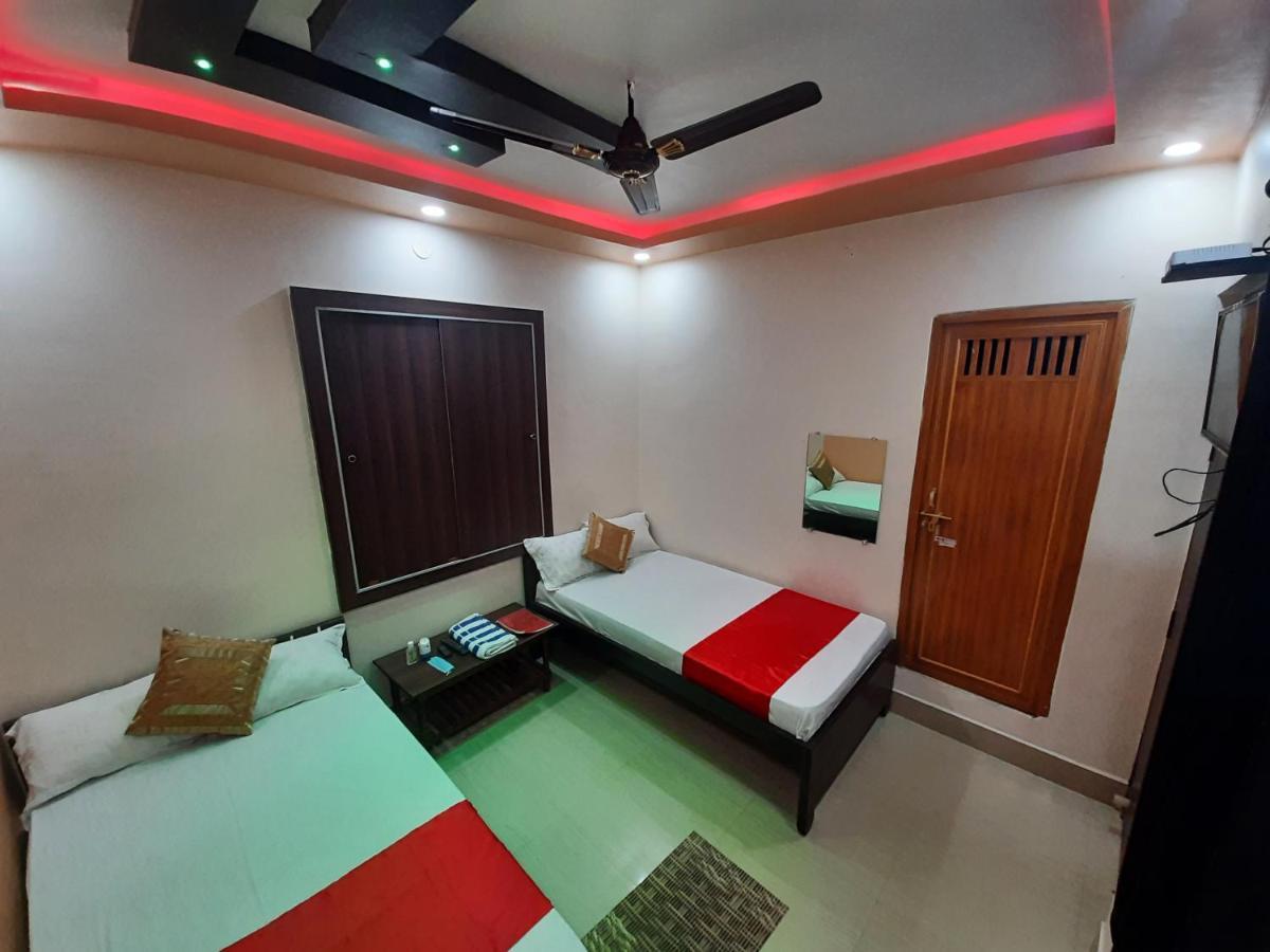 Hotel Shakuntla Palace - 400 Meters Away From Vishnu Pad Temple 7 Mins Walk Gaya Luaran gambar