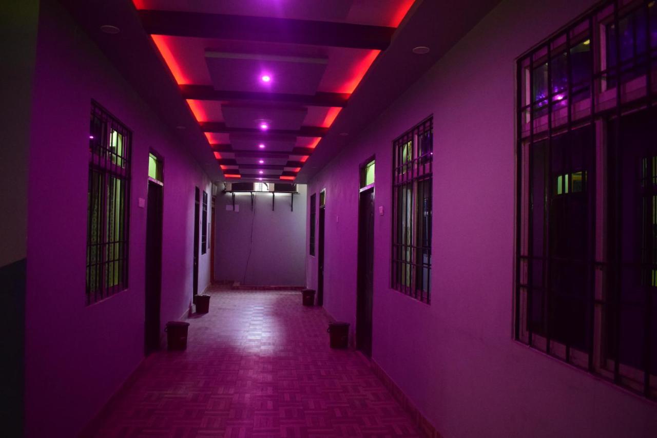 Hotel Shakuntla Palace - 400 Meters Away From Vishnu Pad Temple 7 Mins Walk Gaya Luaran gambar