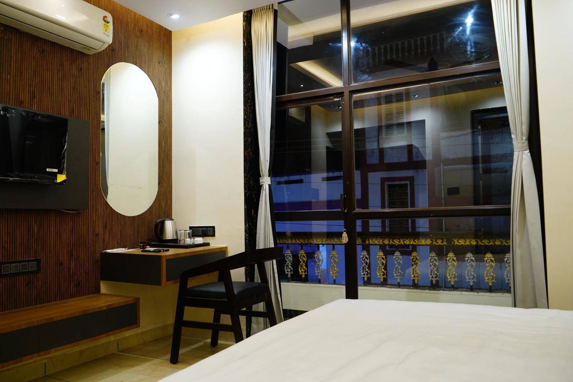 Hotel Shakuntla Palace - 400 Meters Away From Vishnu Pad Temple 7 Mins Walk Gaya Luaran gambar