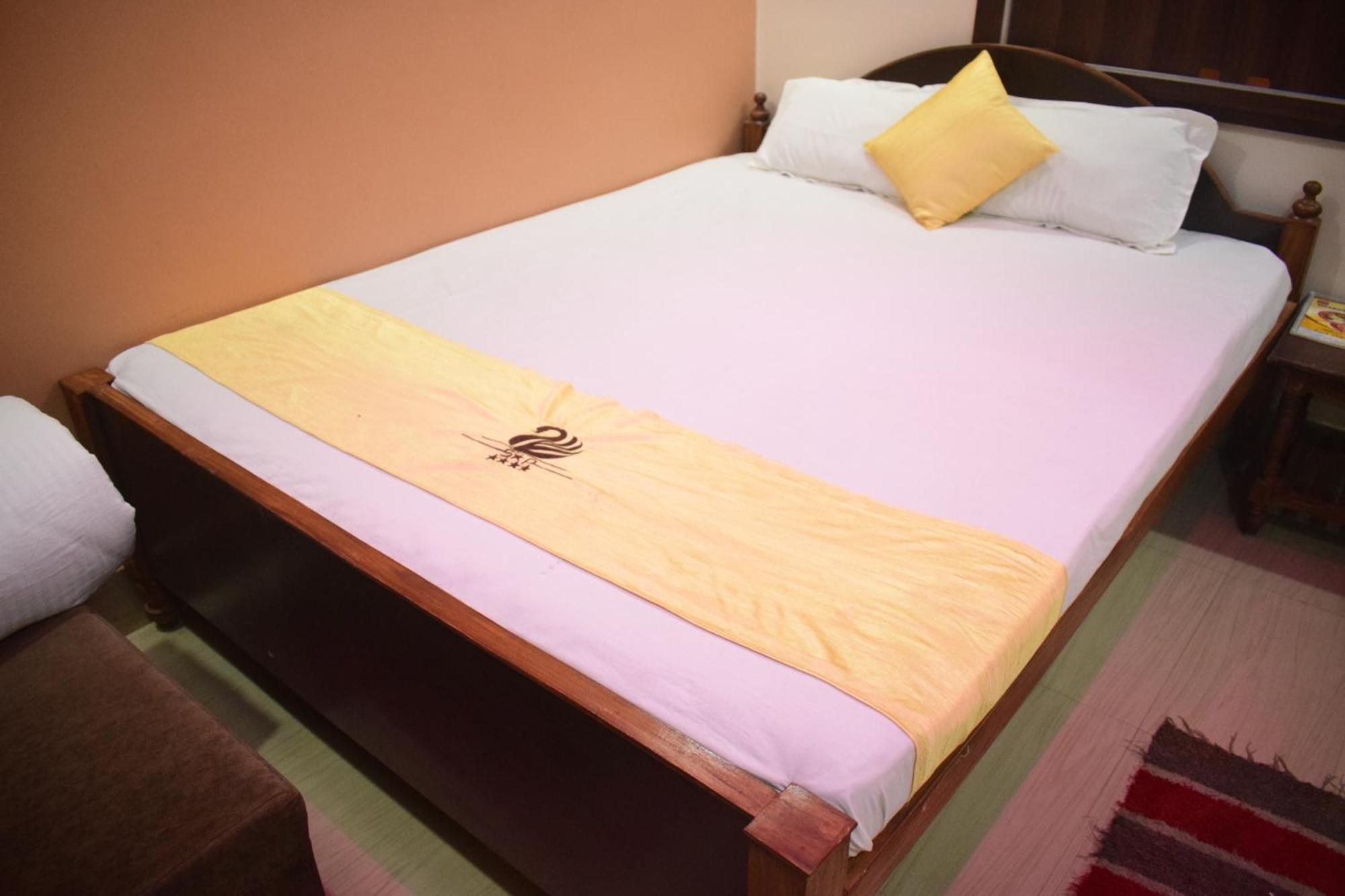 Hotel Shakuntla Palace - 400 Meters Away From Vishnu Pad Temple 7 Mins Walk Gaya Luaran gambar